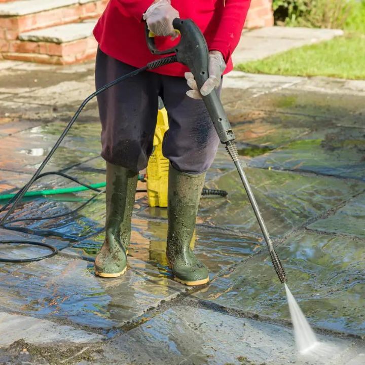 driveway cleaning in Bristol